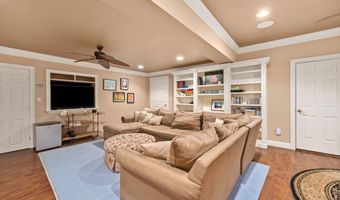 43 Newfane Rd, Bedford, NH 03110