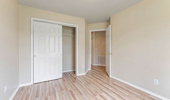 144 Riverview Dr, Anderson, MO 64831