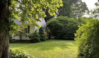 4 Elgin Ave, Bethel, CT 06801