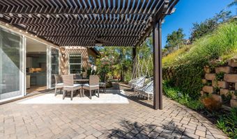 6658 Thrasher Pl, Carlsbad, CA 92011
