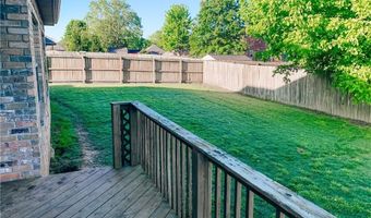 407 NW Saddlebrook Dr, Bentonville, AR 72712
