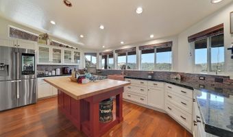 1560 Pinto Dr, Angels Camp, CA 95222
