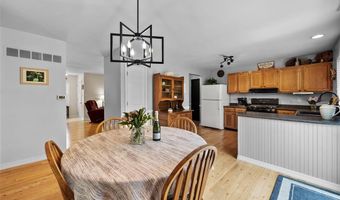 288 Brightfield Dr, Ballwin, MO 63021