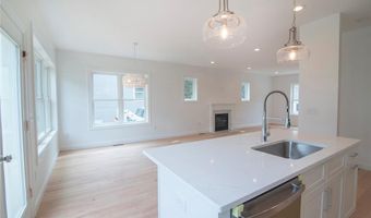 55 Pepper Bush Trl, Narragansett, RI 02874