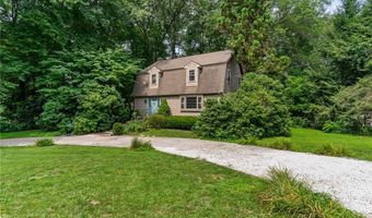 105 Newell Dr, Cumberland, RI 02864