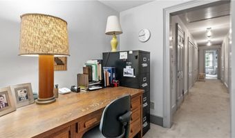 12 Lampercock Ln, Lincoln, RI 02865