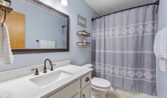 1006 24th Ave NW, Austin, MN 55912