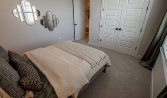 7036 WALKER FARMS Dr, Bartlett, TN 38002
