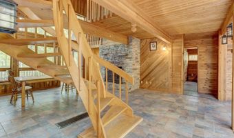 140 Old Willimantic Rd, Columbia, CT 06237