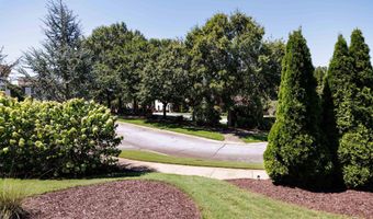 204 Lucca Dr, Greenville, SC 29609