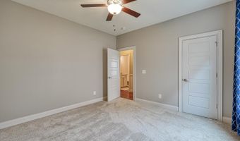 768 Sterling Dr, Boiling Springs, SC 29316