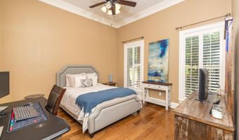 230 Eastwood Dr, Brandon, MS 39042
