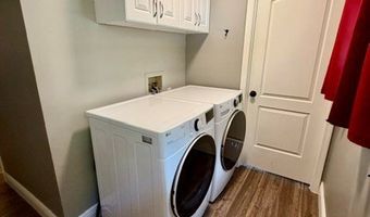 202 Brierwood Ln, Beaver, WV 25813