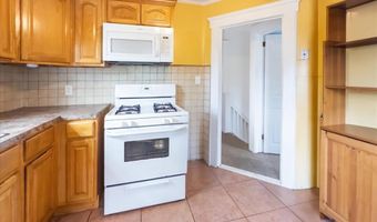 14 Magnolia St, Bergenfield, NJ 07621