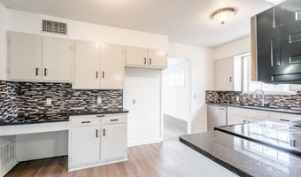 1005 NW 9th St, Andrews, TX 79714