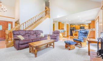 210 Evergreen Dr, Batesville, IN 47006