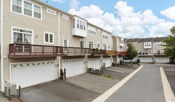 20657 MAITLAND Ter, Ashburn, VA 20147
