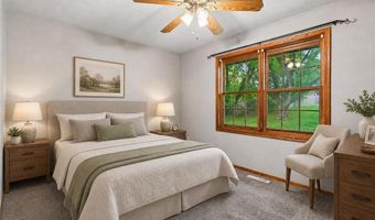 7775 Glenda Ct, Apple Valley, MN 55124