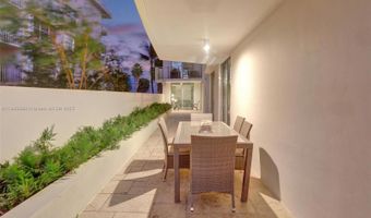 9400 W Bay Harbor Dr 103, Bay Harbor Islands, FL 33154