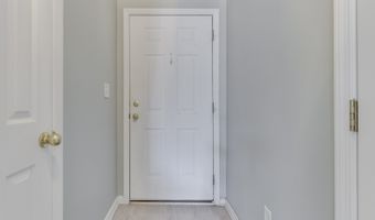 1218 Estuary Dr, Indianapolis, IN 46217