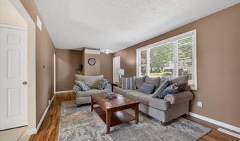 1707 Muny Vista Dr, Alton, IL 62002