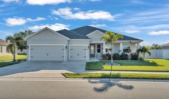 241 WALKERS POINT Dr, Auburndale, FL 33823