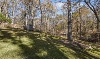 225 Hawkins Farm Cir, Ball Ground, GA 30107