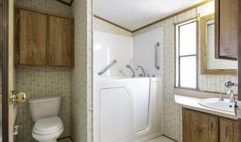 450 W SUNWEST Dr 10, Casa Grande, AZ 85122