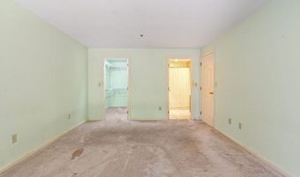 35 Chandler Dr 35, Atkinson, NH 03811