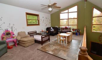 9 Denise Ct, Albrightsville, PA 18210
