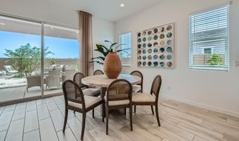 10052 S DUTCHMAN Dr, Apache Junction, AZ 85120