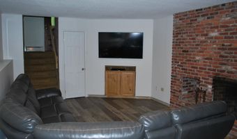 43 Camelot Dr, Bedford, NH 03110