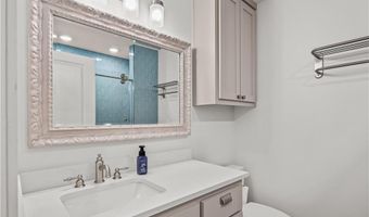 906 SE G St, Bentonville, AR 72712