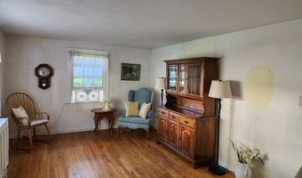 124 Pilgrim Rd, Bristol, CT 06010