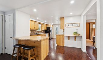 1507 S WALDEN Ave, Appleton, WI 54915