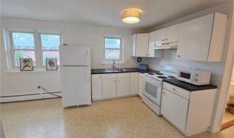 70 Carroll Ave 1004, Newport, RI 02840