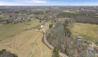 657 Maze Rd, Arab, AL 35016