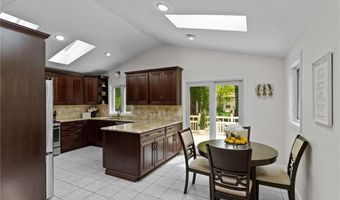 23 Watercress Ct, Coventry, RI 02816