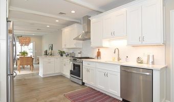 17 Central Ave, Amityville, NY 11701