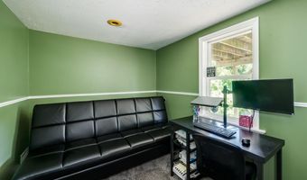220 Chester Rd, Auburn, NH 03032