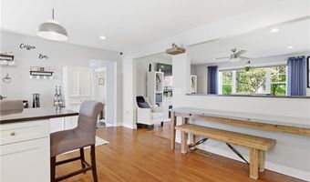 3811 Mendon Rd, Cumberland, RI 02864