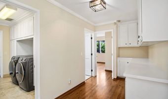 4143 Sunnyhill Dr, Carlsbad, CA 92008