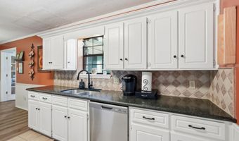 612 Dogwood Meadows Ln, Austin, AR 72007