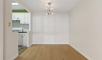 4970 BATTERY Ln 108, Bethesda, MD 20814