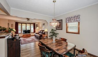 8 Beckmann Ln, Nashua, NH 03062