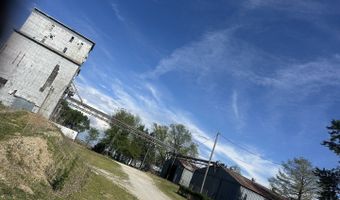 4499 N 3200 E Rd, Arrowsmith, IL 61722