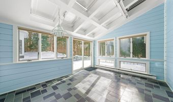 79 Bayberry Ln, Barnstable, MA 02630