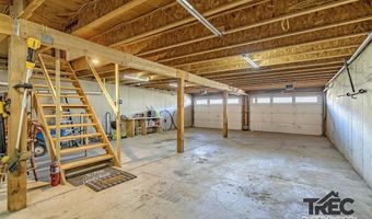 4 Whit Creek Rd, Cody, WY 82414