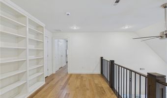 616 2nd St, Bentonville, AR 72712