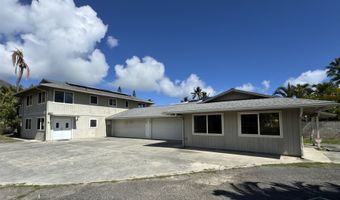 905 Kainui Dr, Kailua, HI 96734
